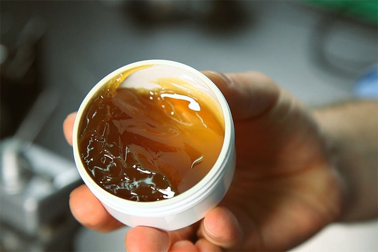 روغن لحیم کاری چیست؟